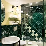 Bonsoir Madame Hotel Parigi