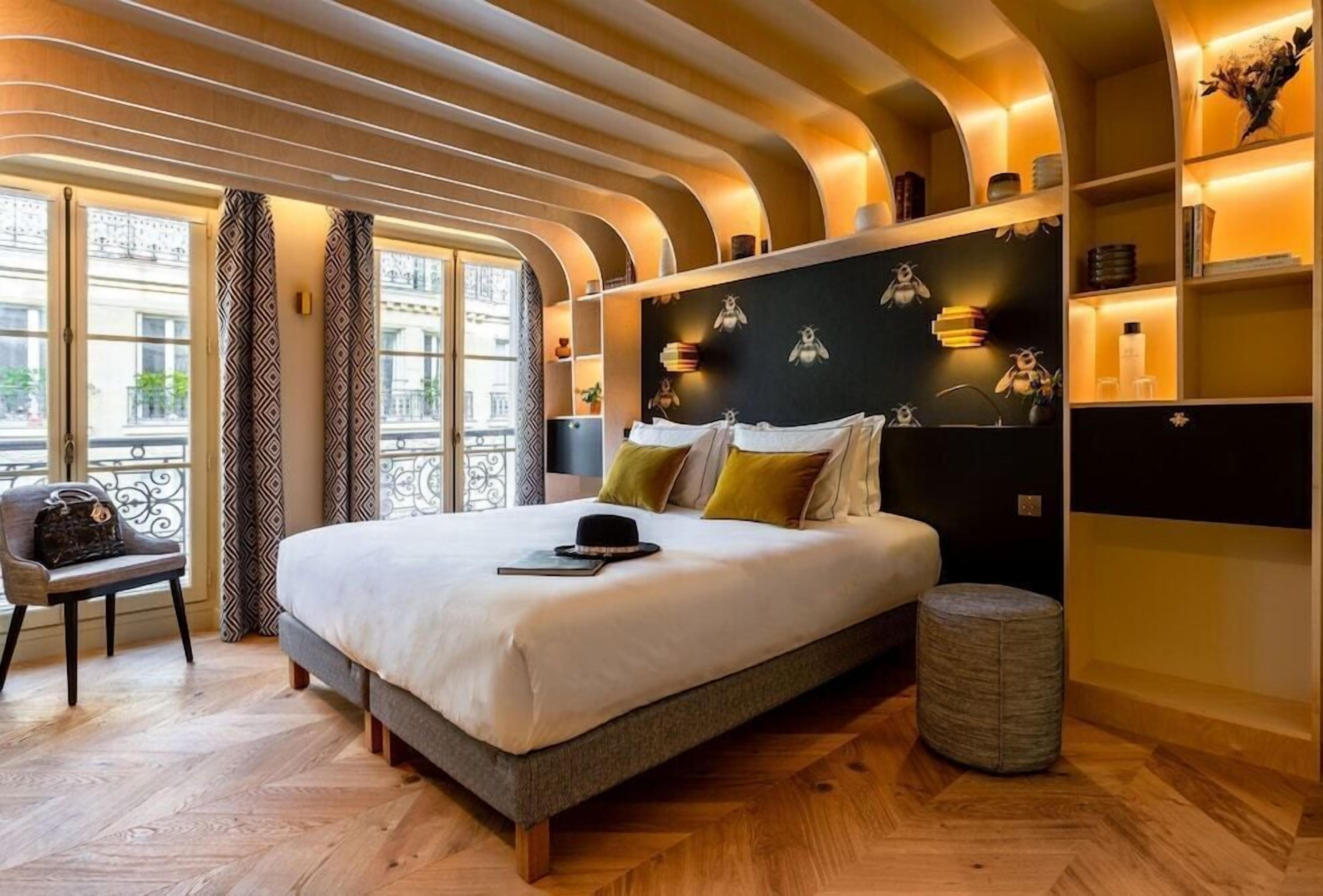 Bonsoir Madame Hotel