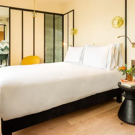 Hotel Bonsoir Madame 4*